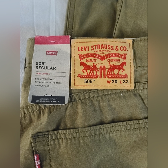 Levi's 505 Pants - Picture 3 of 3